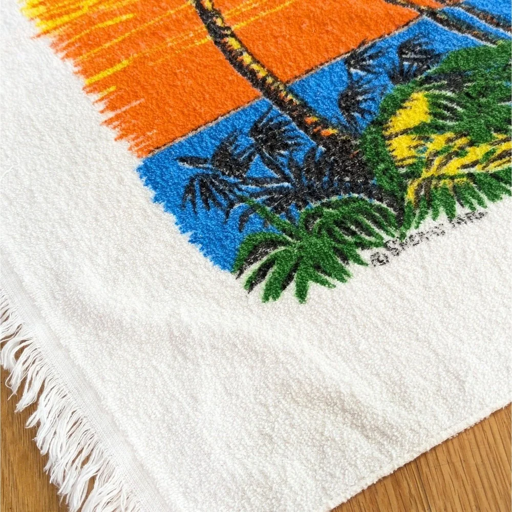 Vintage It's Better In The Bahamas Beach Towel w/ Fringe Cannon Graphic Souvenir